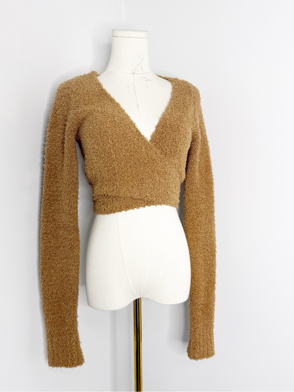 SKIMS Cozy Knit Wrap Sweater S/M Camel Teddy Fuzzy Cropped Tie Front